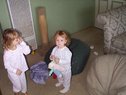 girls by the heater.jpg 30.9K